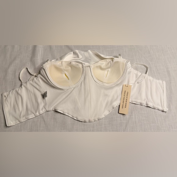 NWT PERFECT CORSET White Top Size Medium - Picture 7 of 12